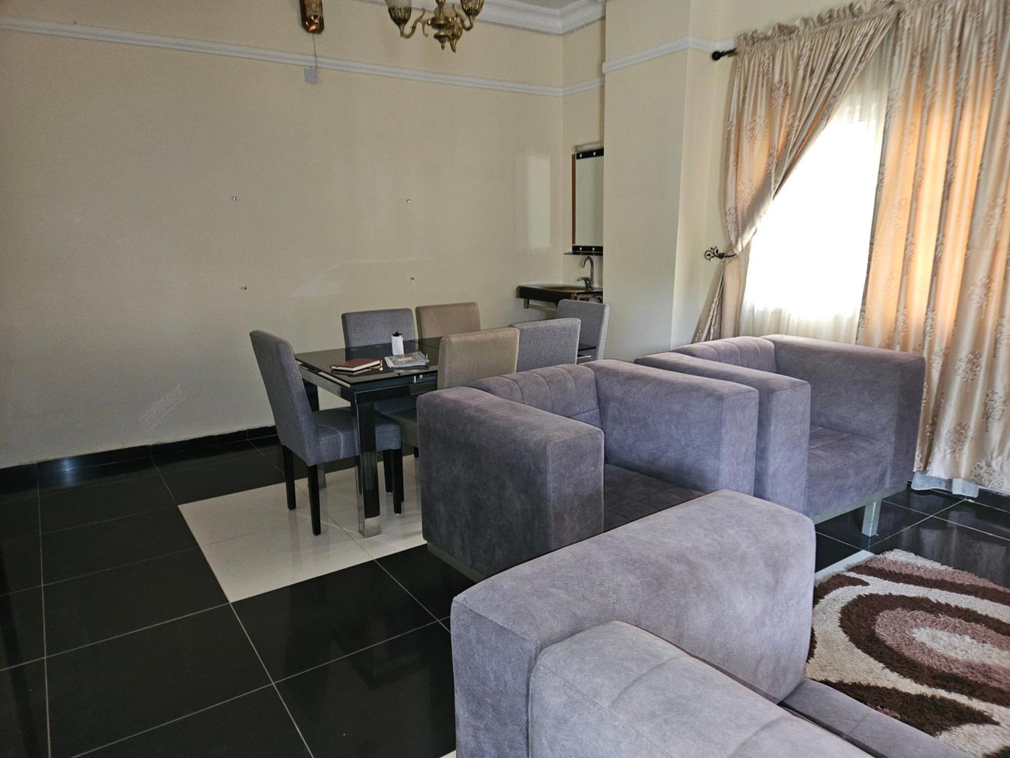 Kams Homes Opp Nizamiye Abuja Exterior photo